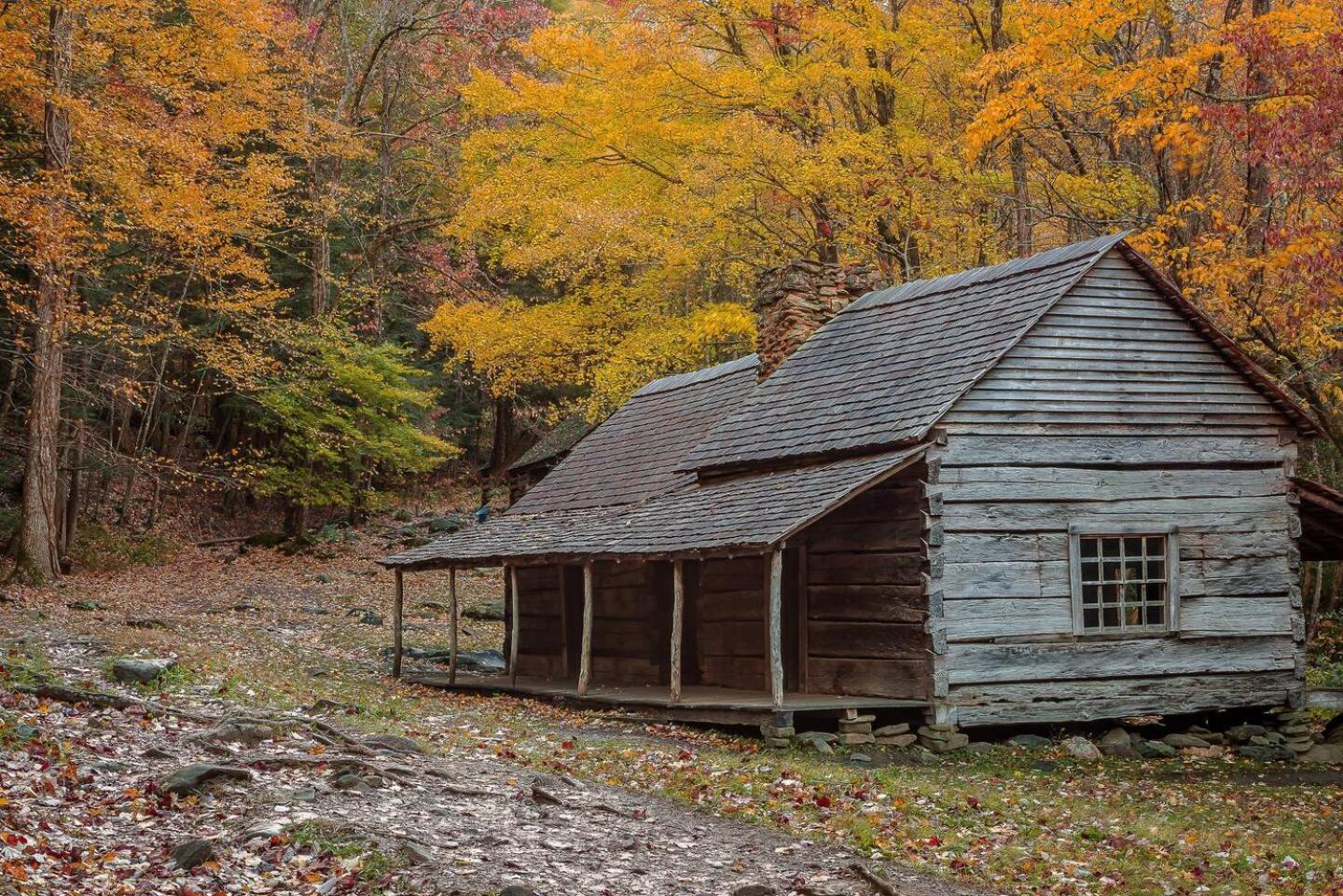 5Br Smoky Cabin Hot Tub, Games, 1 Mi To Parkway Pigeon Forge Exterior photo